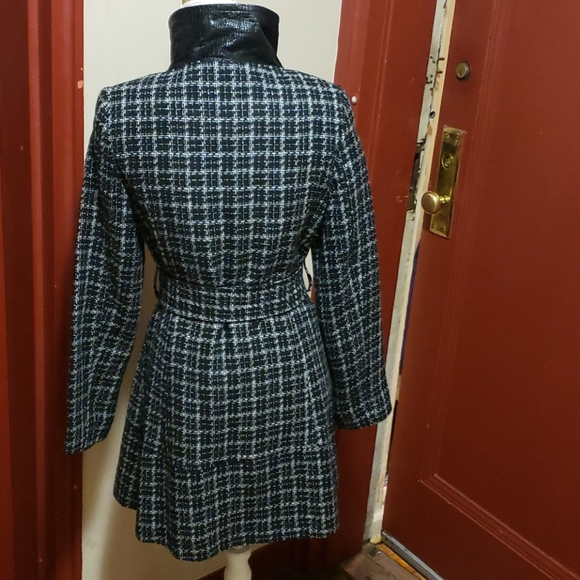 MAX NEW YORK BELTED WAIST BLACK & WHITE COAT SZ 4 - Picture 7 of 16